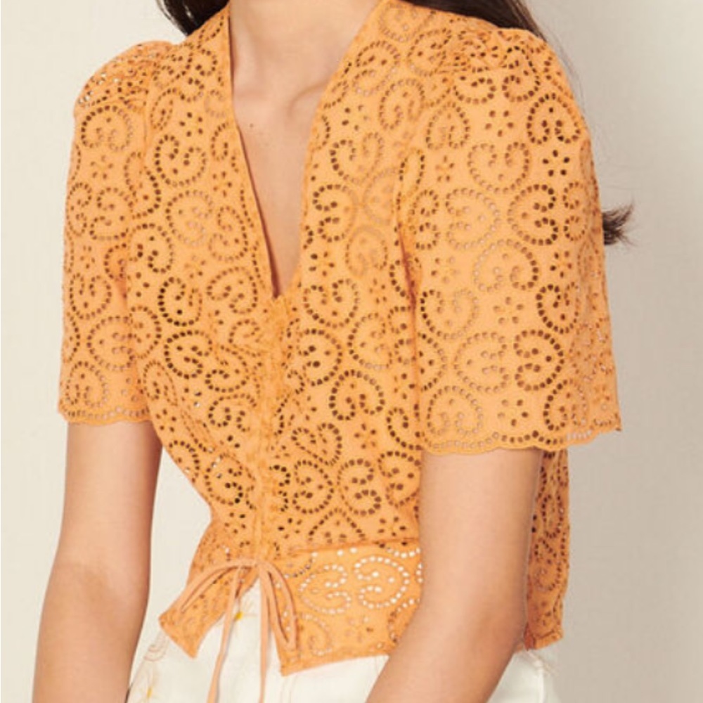 SANDRO
Livio broderie anglaise top Size 2 - Picture 2 of 11